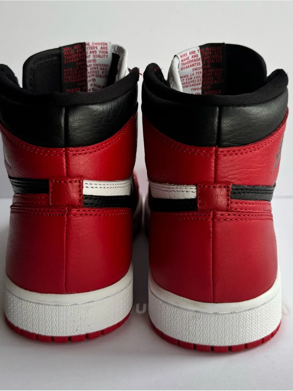 Jordan 1 Retro OG “Homage to Home” Size 6 Youth, 7.5 Women.